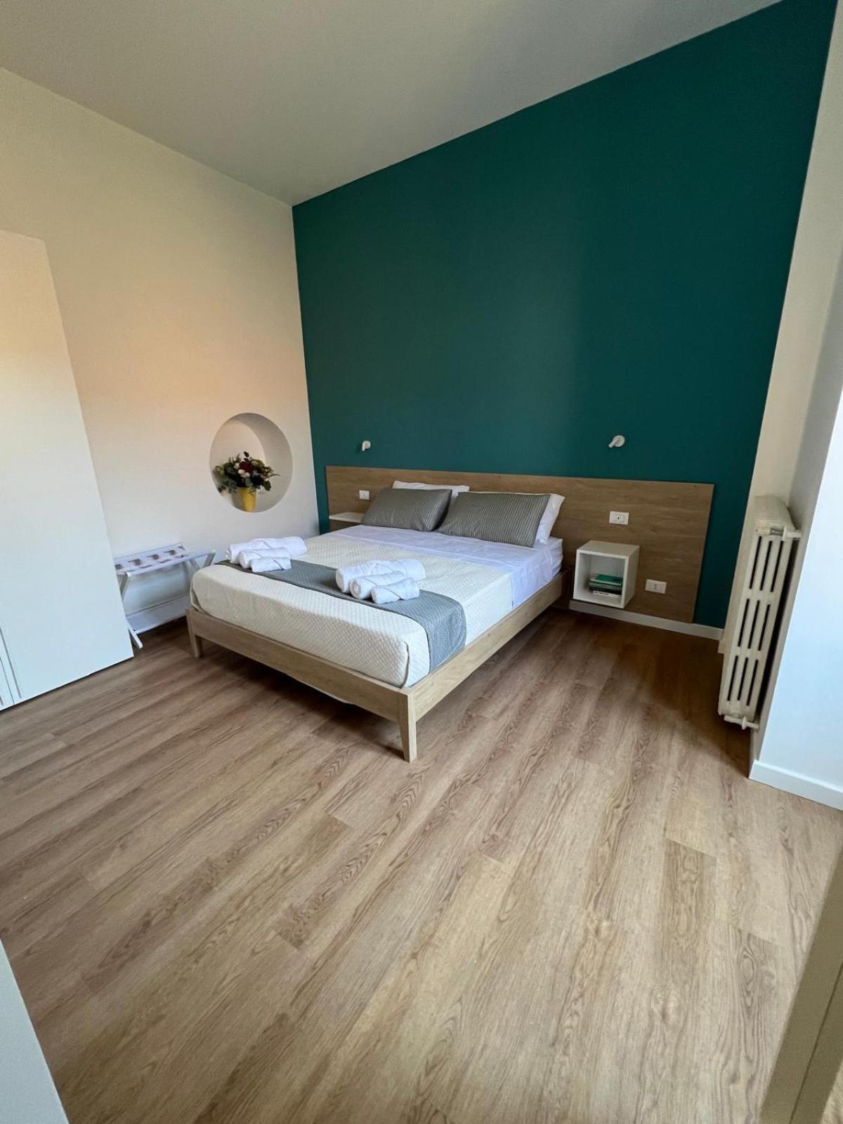 Dimora Marconi Appartement Vibo Valentia Buitenkant foto